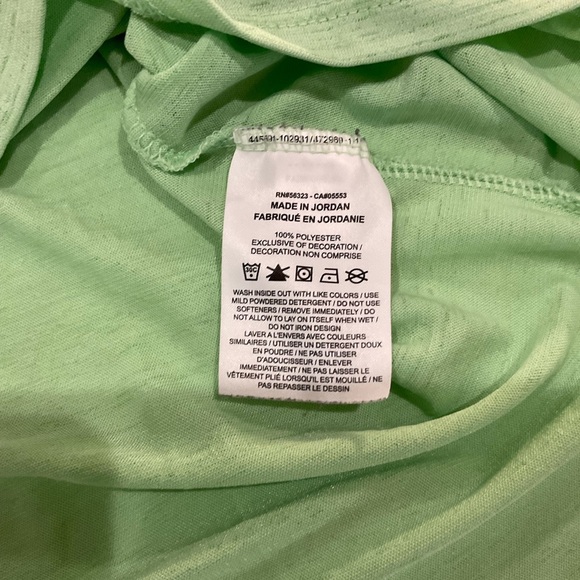 Nike Miler Running Graphic Tee Light Green Reflective Strips Men’s Size Small - Picture 8 of 9